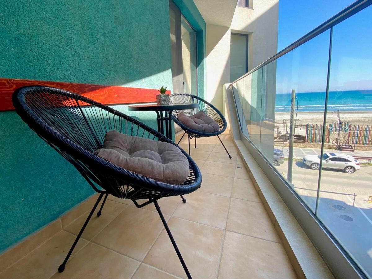 Venetis Sea View Apartment Navodari Bagian luar foto