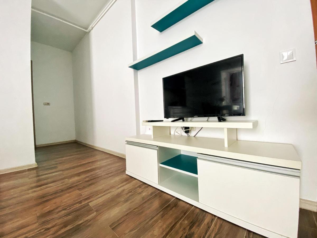 Venetis Sea View Apartment Navodari Bagian luar foto